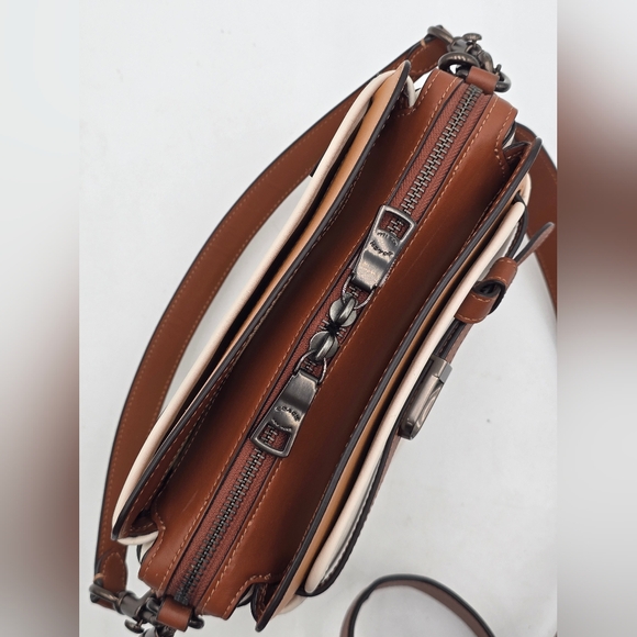 Coach 1941 Glovetanned Leather Tate Carryall In Colorblock - Picture 8 of 16